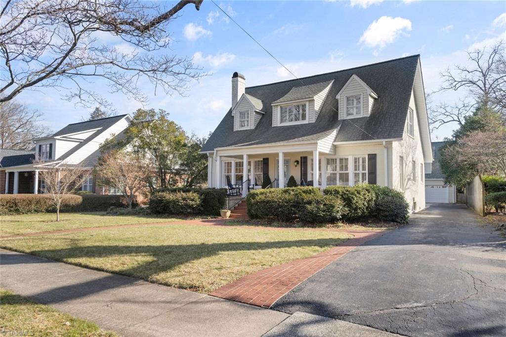 Winston-Salem, North Carolina 27104, United States, 4 Bedrooms Bedrooms, ,4 BathroomsBathrooms,Residential,Pending,9656