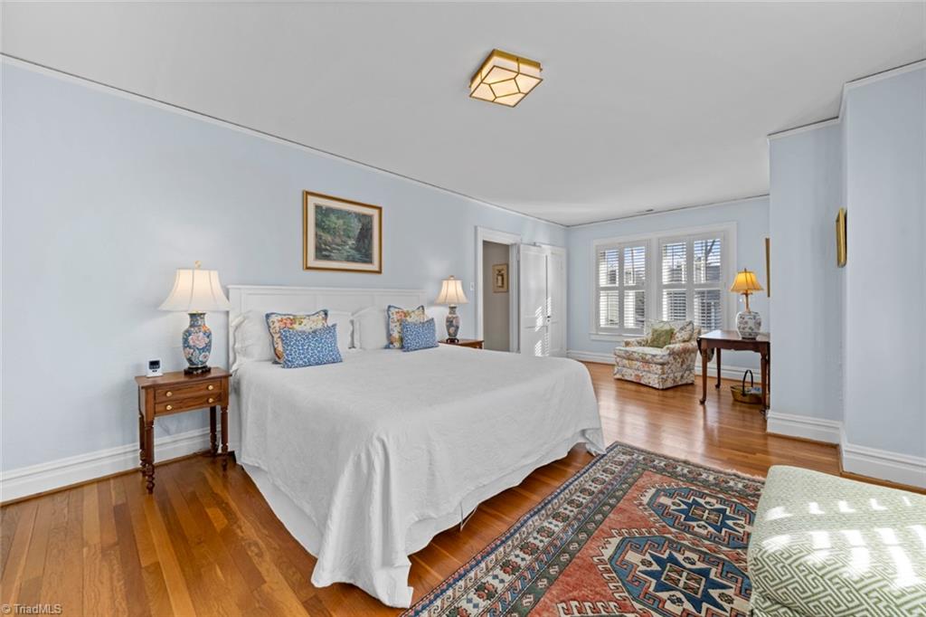 Winston-Salem, North Carolina 27104, United States, 4 Bedrooms Bedrooms, ,4 BathroomsBathrooms,Residential,Pending,9656