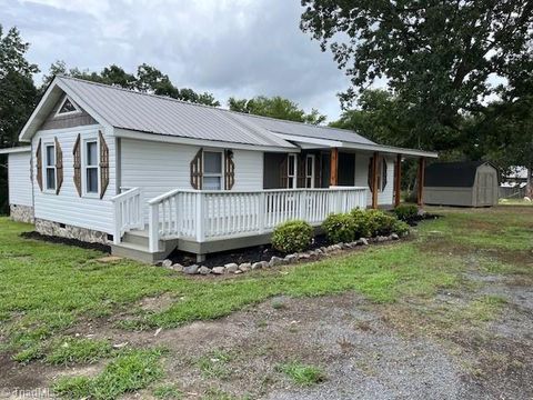 A home in Seagrove