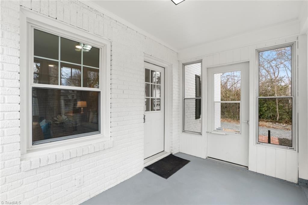 Winston-Salem, North Carolina 27106, United States, 3 Bedrooms Bedrooms, ,2 BathroomsBathrooms,Residential,Pending,7721