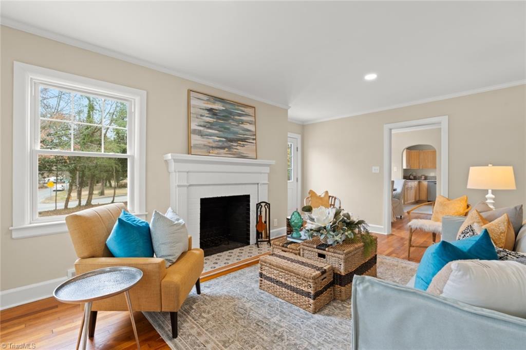 Winston-Salem, North Carolina 27106, United States, 3 Bedrooms Bedrooms, ,2 BathroomsBathrooms,Residential,Pending,7721