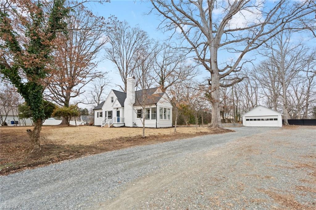 Winston-Salem, North Carolina 27106, United States, 3 Bedrooms Bedrooms, ,2 BathroomsBathrooms,Residential,Pending,7721