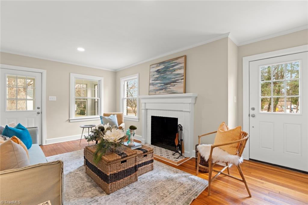 Winston-Salem, North Carolina 27106, United States, 3 Bedrooms Bedrooms, ,2 BathroomsBathrooms,Residential,Pending,7721