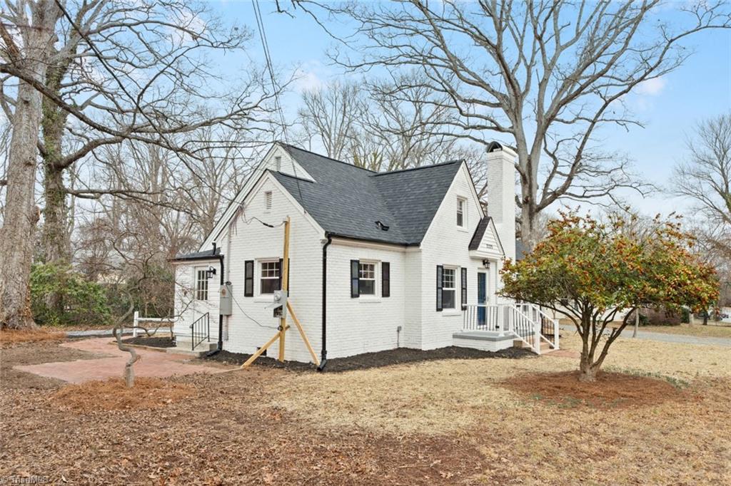 Winston-Salem, North Carolina 27106, United States, 3 Bedrooms Bedrooms, ,2 BathroomsBathrooms,Residential,Pending,7721