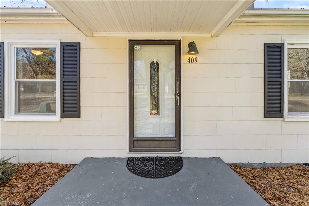 409 Coe Avenue, High Point, North Carolina image 2
