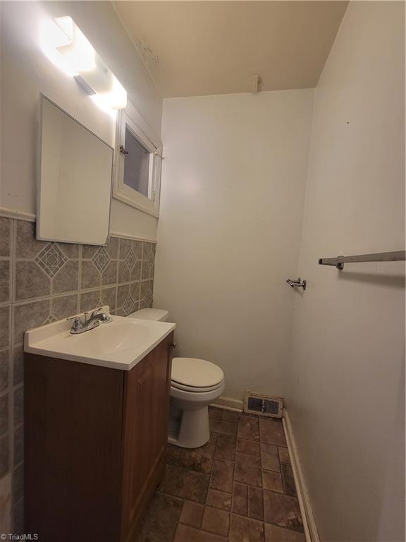 1310 Andover Avenue, Greensboro, North Carolina image 6