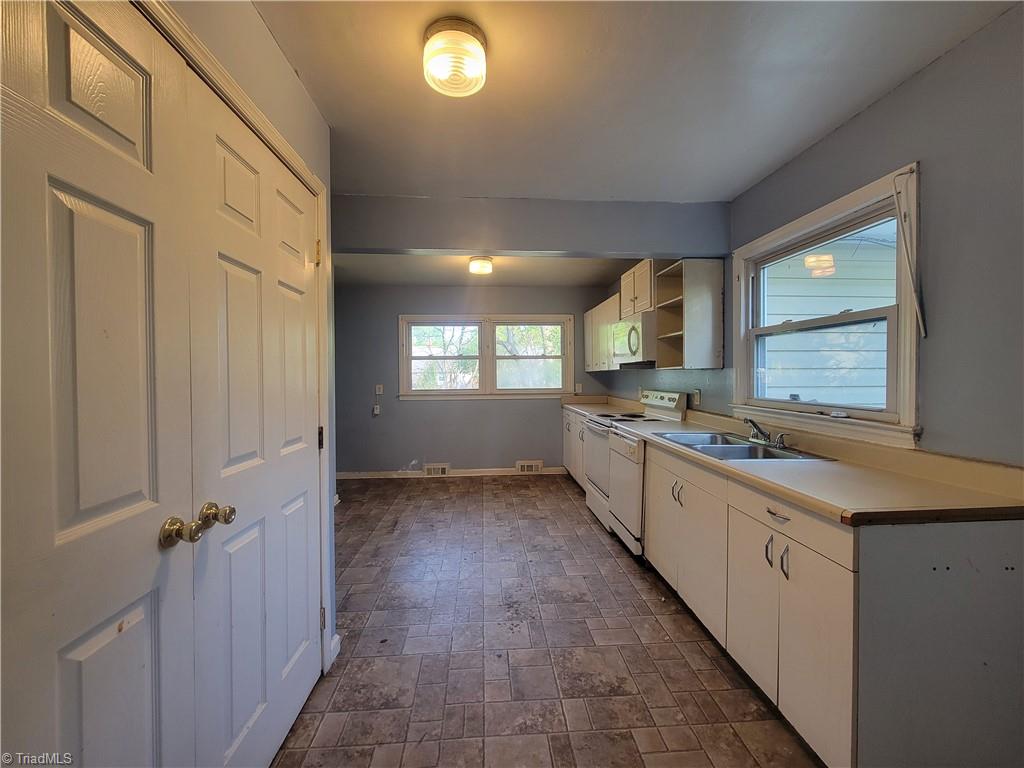 1310 Andover Avenue, Greensboro, North Carolina image 4