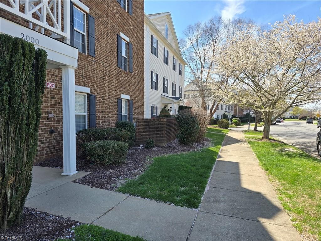 Photo of 2207 Lambeth Farm Lane, Kernersville, NC 27284 (MLS # 1212801)