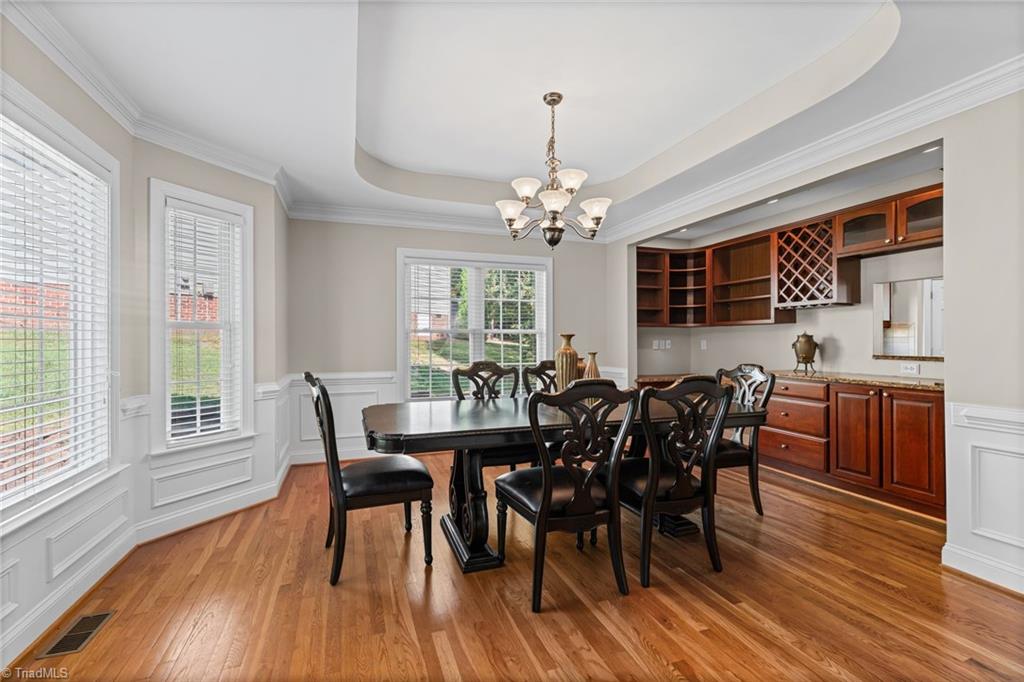 Photo of 105 Meadowcrest Court, Clemmons, NC 27012 (MLS # 1236670)
