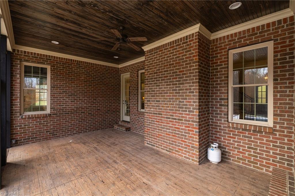 7507 Shadow Creek Drive, Summerfield, North Carolina image 39