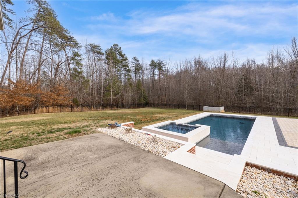 7507 Shadow Creek Drive, Summerfield, North Carolina image 42