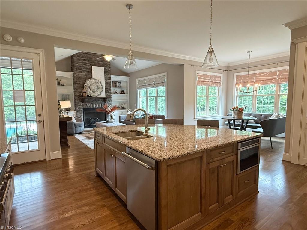 Summerfield, North Carolina 27358, United States, 4 Bedrooms Bedrooms, ,4 BathroomsBathrooms,Residential,Active,82964