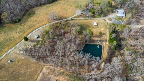 Homes For Sale - 361 Settle Bridge Road<br/> Rockingham County, Reidsville, NC 27320