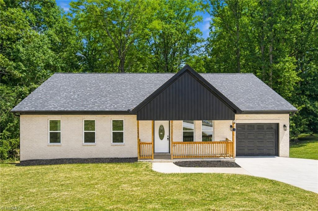 Photo of 5612 Murray Road, Winston-Salem, NC 27106 (MLS # 1233033)