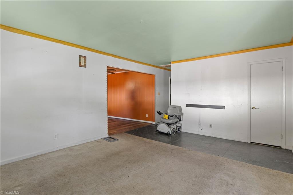 1517 Guest Street, Greensboro, North Carolina image 5