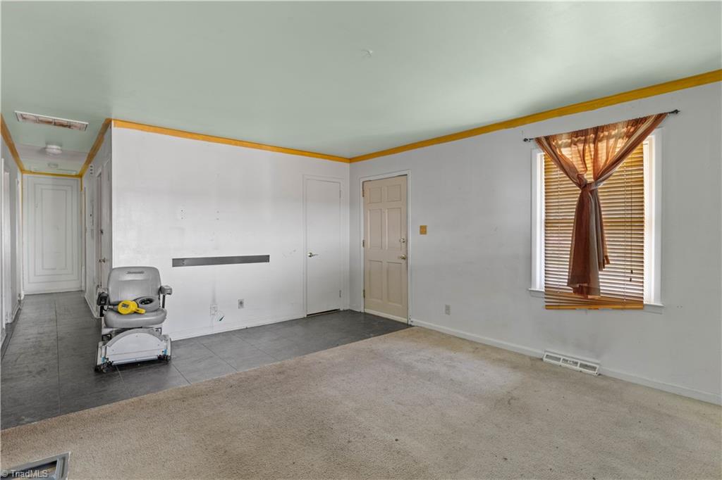 1517 Guest Street, Greensboro, North Carolina image 6