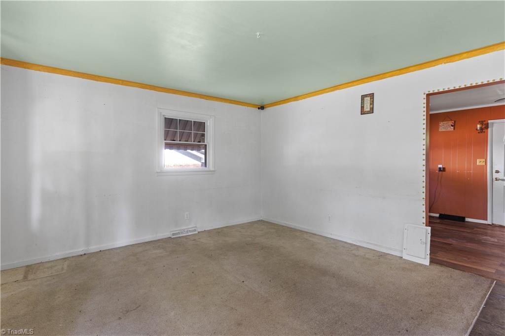 1517 Guest Street, Greensboro, North Carolina image 4