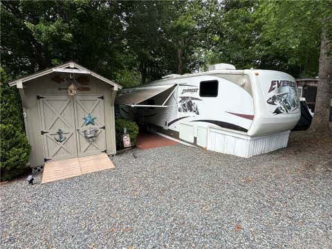 Mobile Home For Sale - 114 Oak Street<br/> Montgomery County, New London, NC 28127
