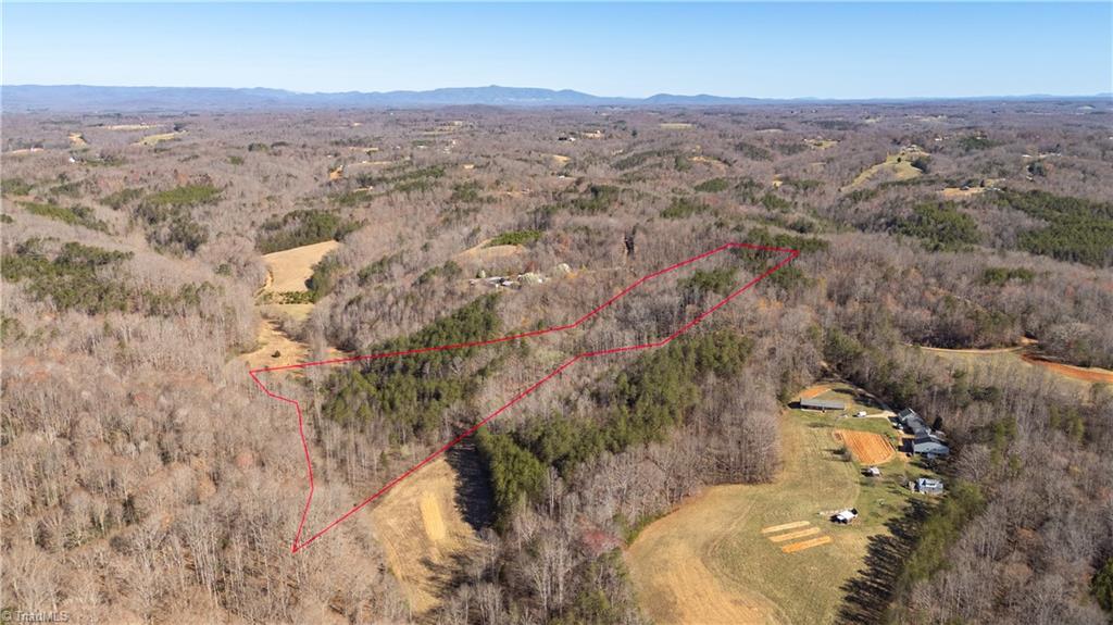 Bob Mabe Road, Danbury, North Carolina image 17