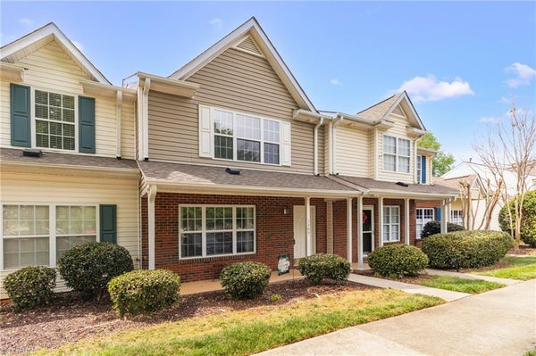 3369 MYERS CT, WINSTON SALEM, NC 27103 - Image ff2e9ee0249c86d3fc49c8ca6e549c91/3134063999