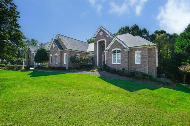 3905 Gaston Road, photo 3 of 37