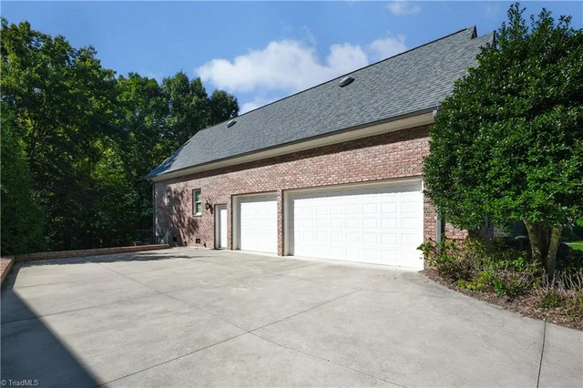 3905 Gaston Road, photo 5 of 37
