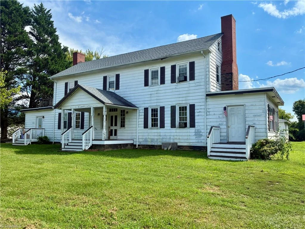 1109 W Main Street, Yadkinville, NC, 27055
