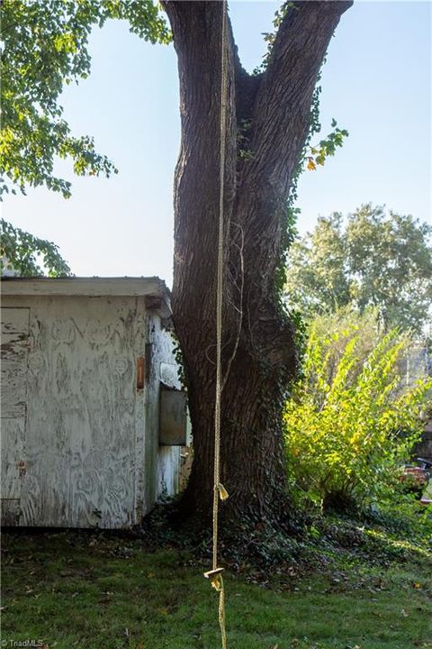 A home in Mount Airy