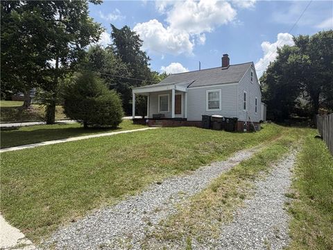 Homes For Sale - 324 E Mcculloch Street<br/> Greensboro, NC 27406