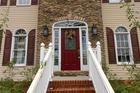 A home in Kernersville