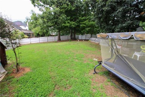 A home in Kernersville