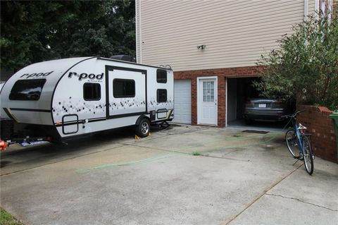 A home in Kernersville