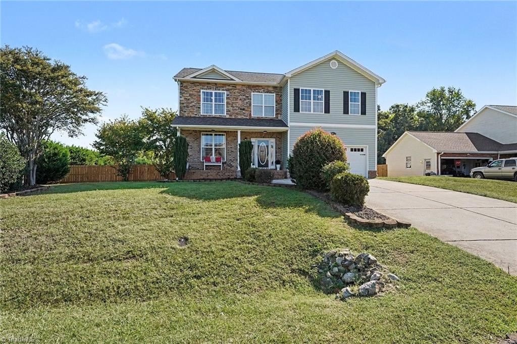 Photo of 5195 Sheffield Drive, Kernersville, NC 27284 (MLS # 1235754)