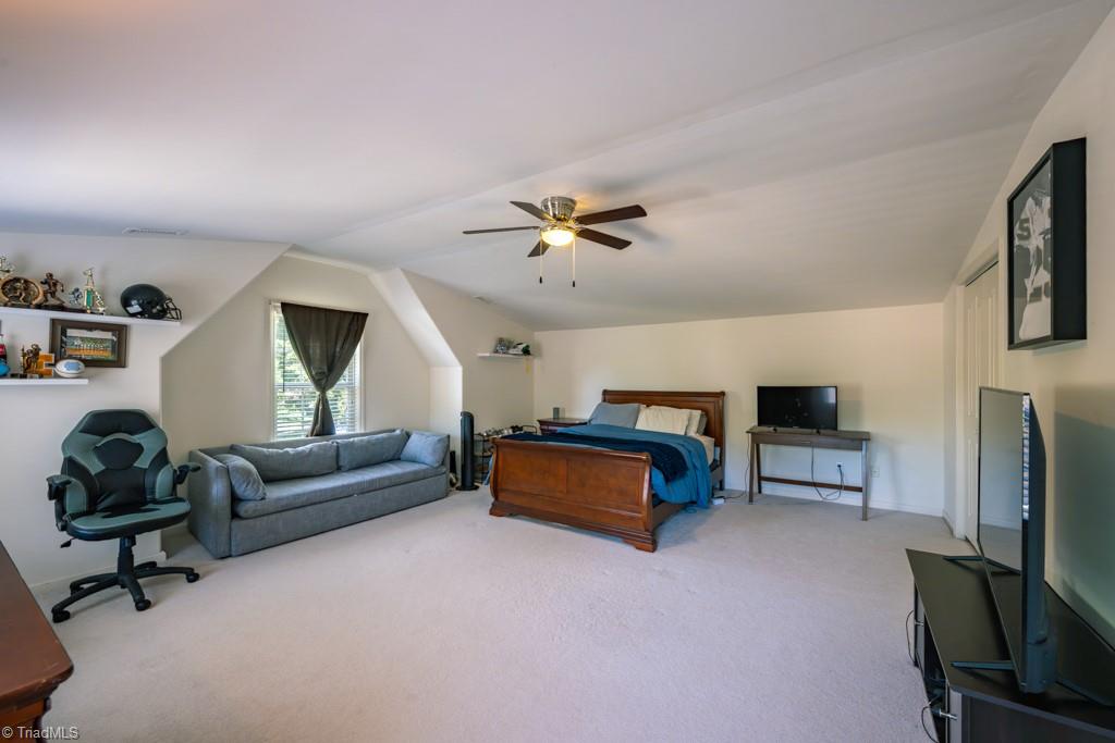 121 Walter Hagen Drive, Mebane, North Carolina image 34