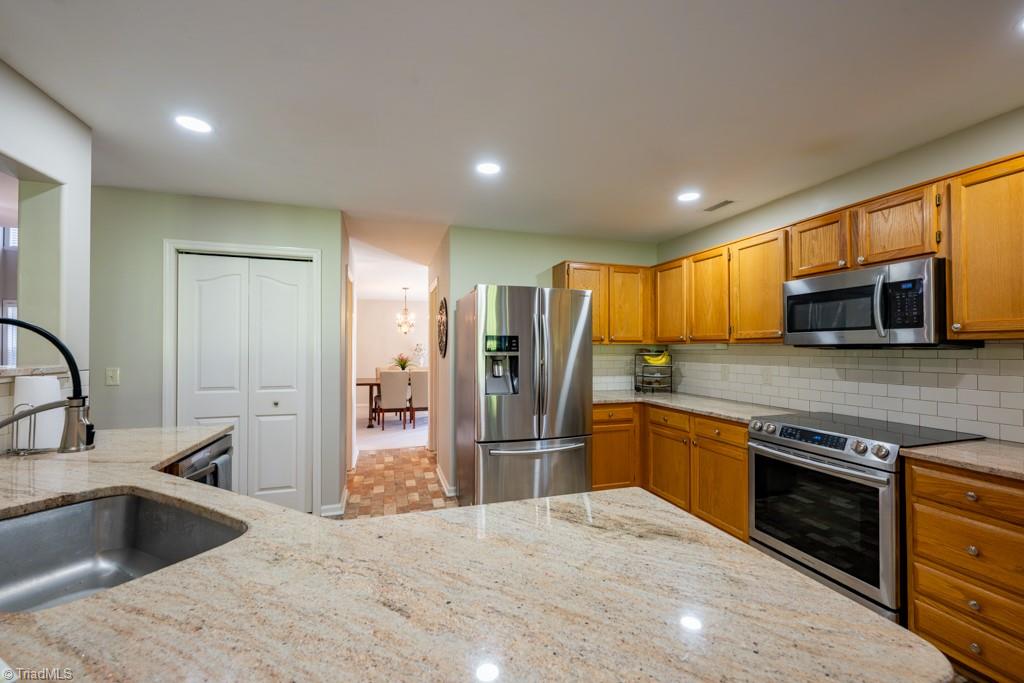121 Walter Hagen Drive, Mebane, North Carolina image 18