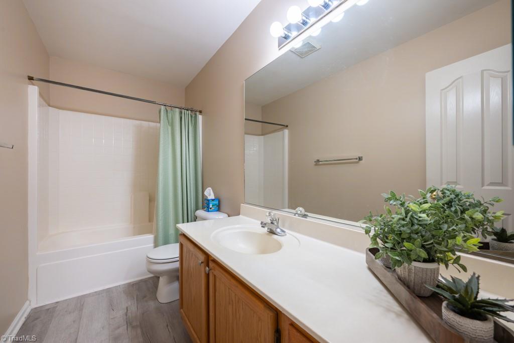 121 Walter Hagen Drive, Mebane, North Carolina image 31