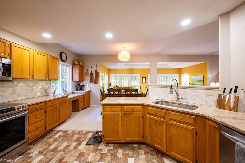 121 Walter Hagen Drive, Mebane, North Carolina image 11