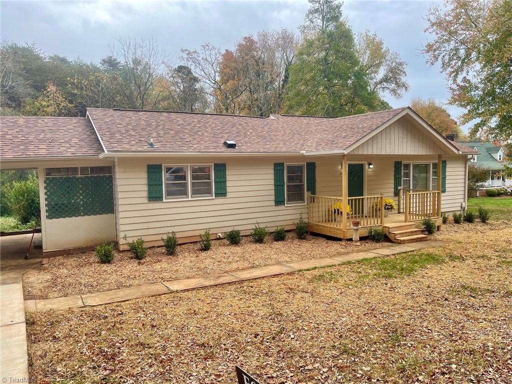 1261 Chickasha Drive, Pfafftown, North Carolina image 2