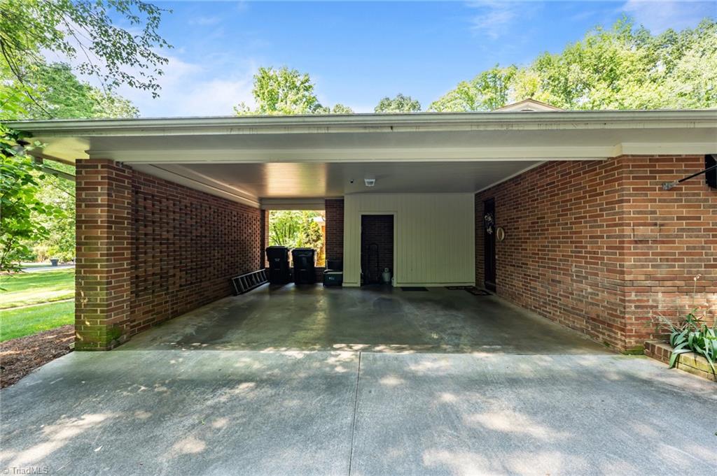 2053 Nottingham Lane, Burlington, North Carolina image 16
