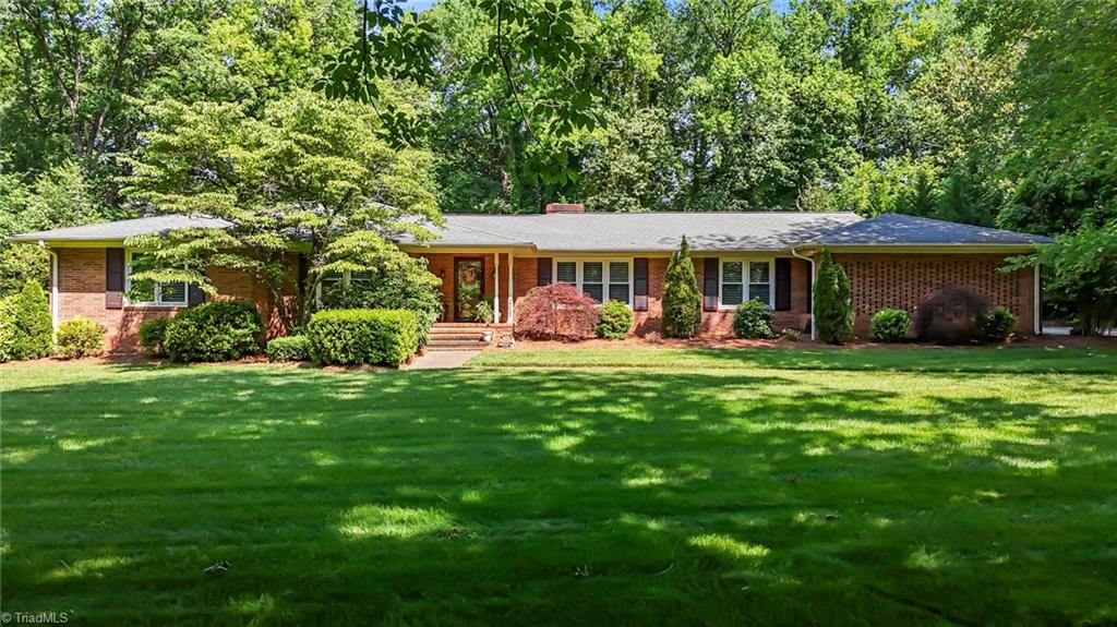 2053 Nottingham Lane, Burlington, North Carolina image 1