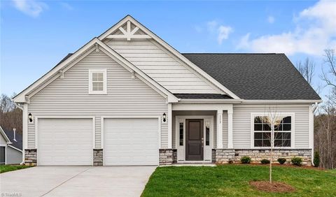 Homes For Sale - 113 Lovefeast Drive<br/> Advance, NC 27006