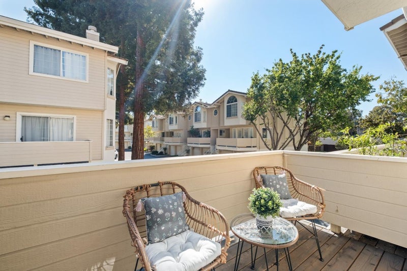 703 Hibiscus Place