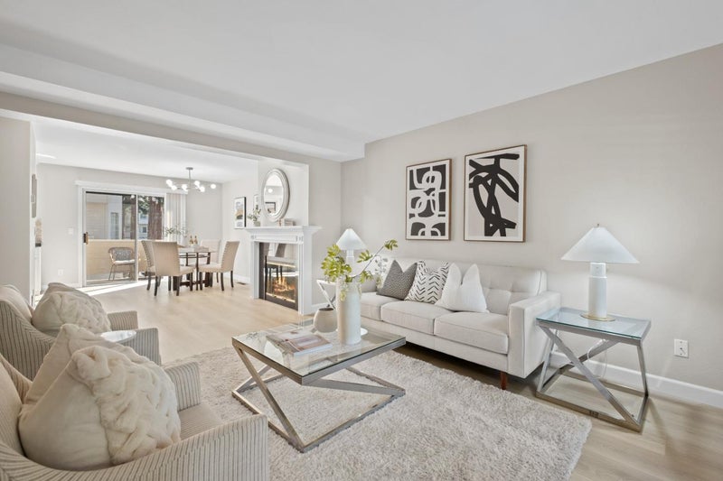 703 Hibiscus Place