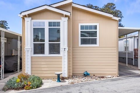 Photo of 1555 Merrill Street #7, SANTA CRUZ, CA 95062 (MLS # ML82056663)