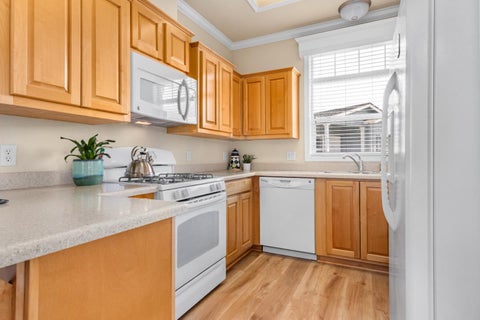 Tiny photo for 1555 Merrill Street #7, SANTA CRUZ, CA 95062 (MLS # ML82056663)