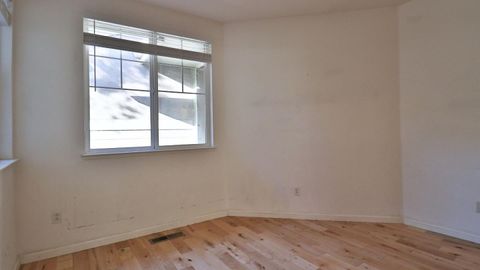 Tiny photo for 132 Warbler Lane, BRISBANE, CA 94005 (MLS # ML82029408)