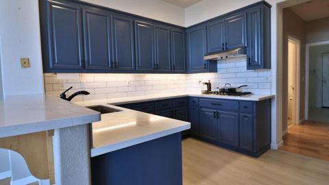 Tiny photo for 132 Warbler Lane, BRISBANE, CA 94005 (MLS # ML82029408)