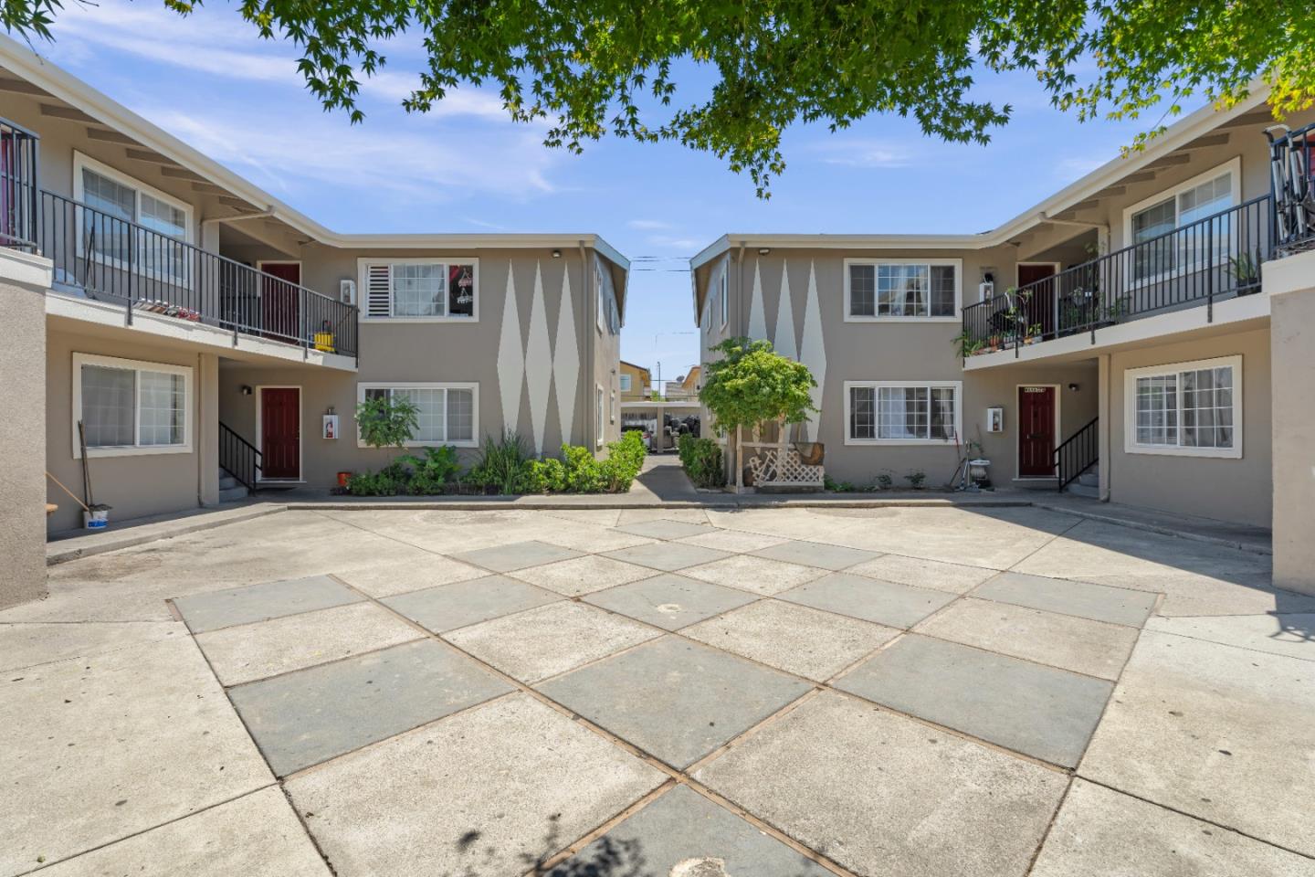 3144 Cadillac Drive