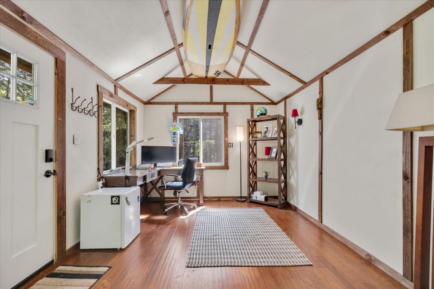 20851 Assiniboine Trail