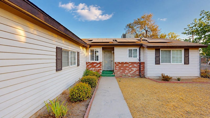 1405 Tamarack Avenue